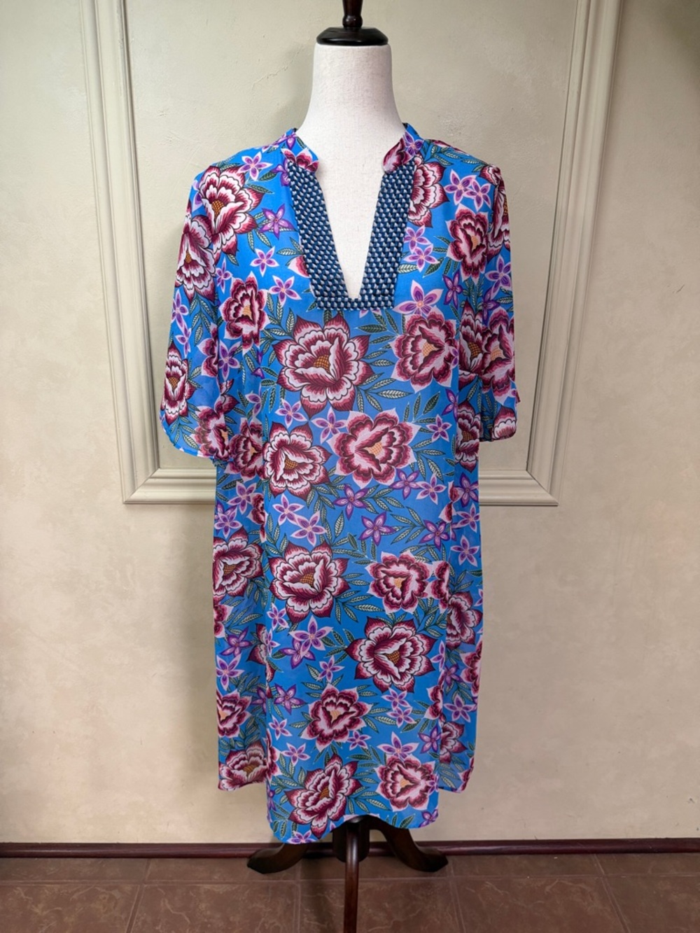 Cabi Floral Primrose Blue Sheer Dress Short Sleeve Women’s Large.